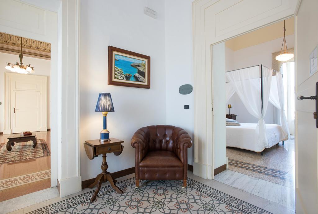 Palazzo Scarciglia - Dimora D'Epoca Bed and Breakfast Minervino di Lecce Esterno foto