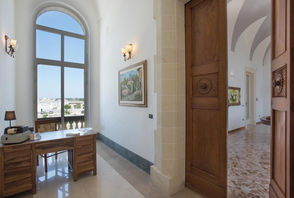 Palazzo Scarciglia - Dimora D'Epoca Bed and Breakfast Minervino di Lecce Esterno foto